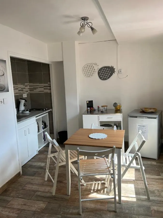 Lemon Tree - Vieux Port Marseille Apartment 0*,
