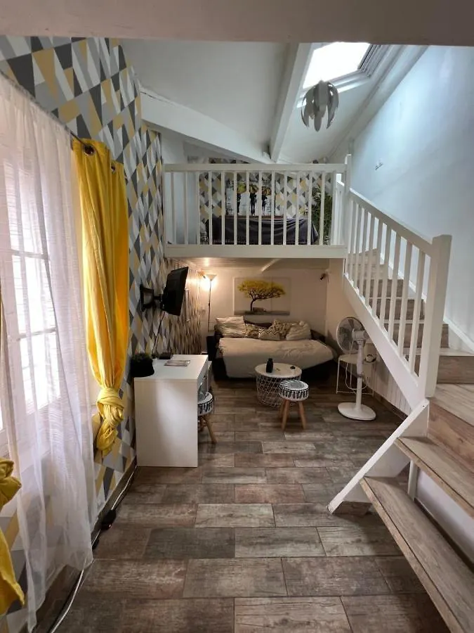 Lemon Tree - Vieux Port Marseille Apartment
